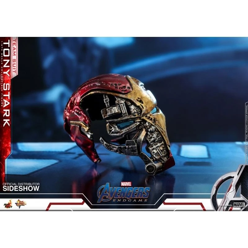 Tony Stark (Team/Quantum Suit) - Marvel Hot Toys Collectibles 1/6 Scale Action Figure 2 Tony Stark (Team/Quantum Suit) - Marvel Hot Toys Collectibles 1/6 Scale Action Figure - Image 2