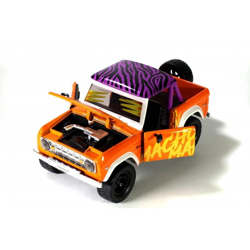 Jada Toys WWE - 1973 Ford Bronco With Macho Man (Randy Savage) Figure Hollywood Rides 1:24 Scale Die Cast Vehicle 4 Jada Toys WWE - 1973 Ford Bronco With Macho Man (Randy Savage) Figure Hollywood Rides 1:24 Scale Die Cast Vehicle - Image 4